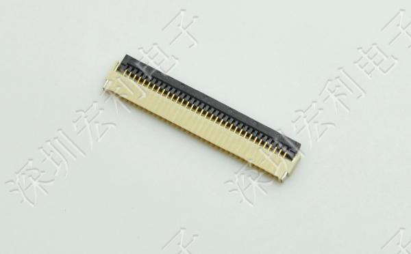 樱桃视频APP下载 軟排線扁平電纜插座 間距0.5mm 18P H1.0後鎖式臥貼片